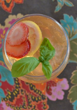 A picture of White Basil Berry Sangria.