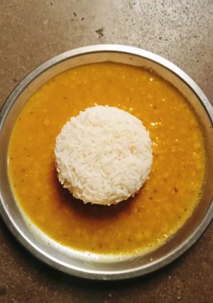 चावल और अरहर की दाल (chawal aur arhar ki dal recipe in Hindi) रेसिपी मुख्य फोटो