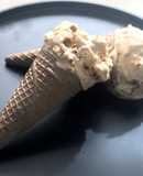 Vanilla Ice Cream with caramel cookies