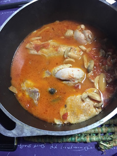 Una foto de Estofado de pollo con champiñones simple