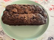 Una foto de budín de banano sin harina