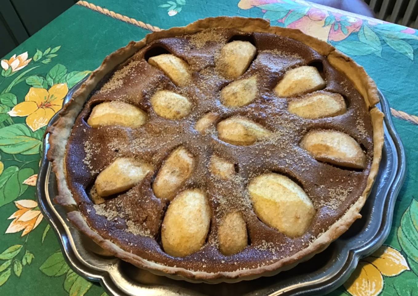 Tarte poires chocolat pâte brisée au café