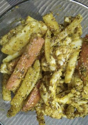 मिक्स वेज आचार (Mix veg. Achaar recipe in hindi) रेसिपी मुख्य फोटो