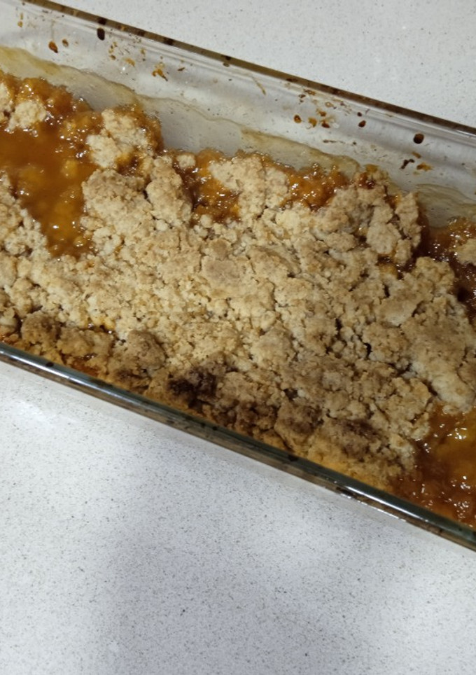 Una foto de Crumble de nísperos
