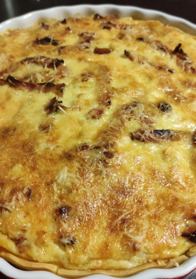 Una foto de Quiche de puerros y bacon