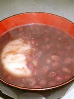 A picture of Zenzai Made in a Pressure Cooker.