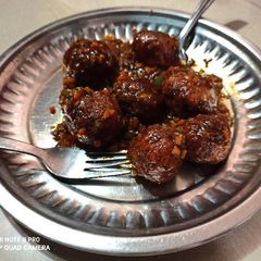 A picture of Dry manchurian.