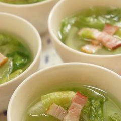 A picture of Speedy Lettuce Soup.