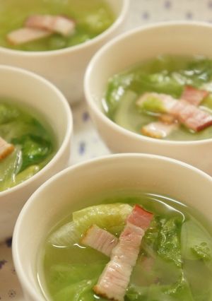 A picture of Speedy Lettuce Soup.