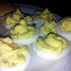 A picture of nikkis deviled eggs.