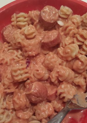 A picture of Cheesy Tomato Pasta Sauce.