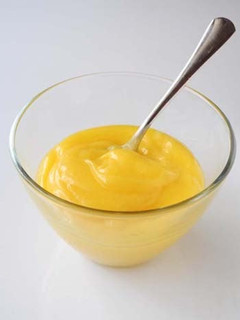 A picture of Lemon Curd for Macarons.