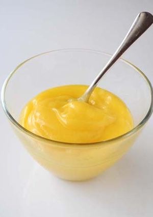 A picture of Lemon Curd for Macarons.