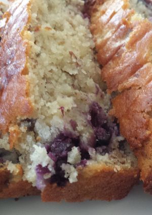 A picture of Blueberry quick bread.