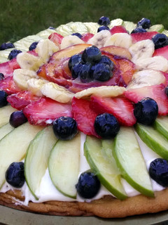 A picture of Fruit Pizza.
