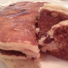 A picture of Chocolate banana pancakes (Dahlia's pancakes).
