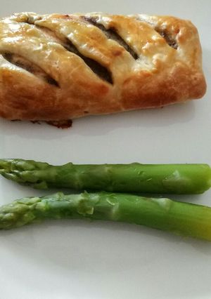 A picture of Salmon fillet and portobello pie.