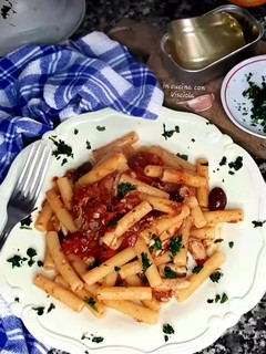 A picture of Pasta with Canned Mackerel.