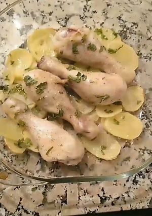 Una foto de Muslos de pollo