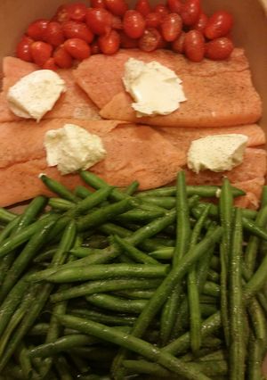 A picture of Lemon Garlic Butter.