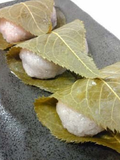 A picture of Easy Sakura-mochi for Cherry Blossom Viewings.