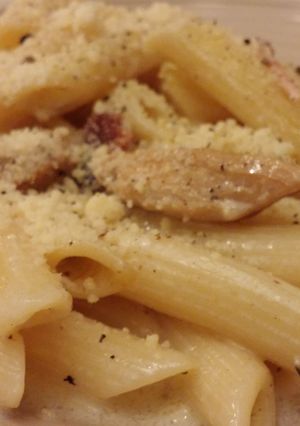 A picture of My Chicken-Bacon Alfredo (egg-free).