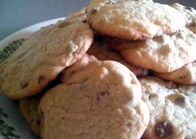 Awesome Chocolate Chip Cookies