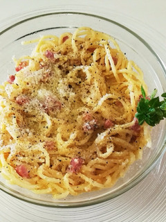 Una foto de Espagueti a la carbonara básicos