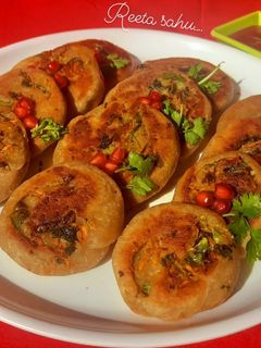 वेज रोल टिक्की (veg roll tikki recipe in Hindi) रेसिपी मुख्य फोटो