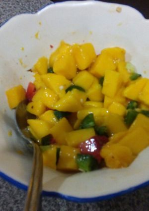 Una foto de Pico de gallo frutal