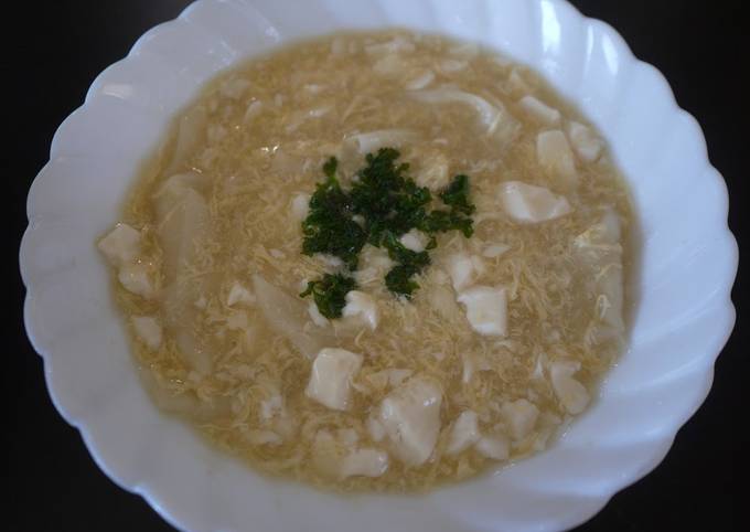 Creamy Egg Soup with Crumbled Tofu