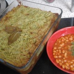 My Peppery Veg Shepherds Pie, with Mash Potato and Broccoli Top 😀 A picture of My Peppery Veg Shepherds Pie, with Mash Potato and Broccoli Top 😀.