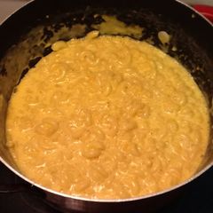 A picture of Cheesy Stovetop Macaroni And Cheese.