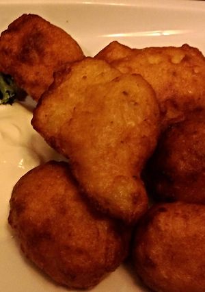 A picture of Potato Poofs.