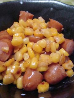 A picture of Rich Mayonaisse and Soy Sauce Flavored Stir Fried Corn and Wiener Sausages.