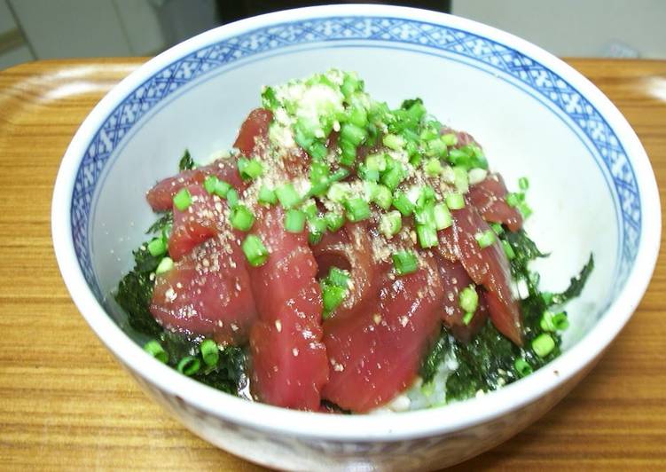 Simple Way to Make Quick Tuna Rice Bowl