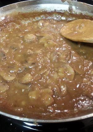 A picture of Marsala Sauce.