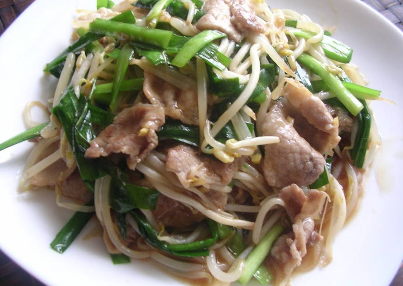 Pork, Bean Sprout and Chinese Chive Stir-Fry