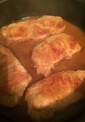 A picture of Honey Mustard Pork Chops.