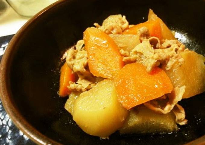 Simple Way to Prepare Super Quick Homemade Refreshing Simmered Pork, Daikon Radish, and Carrot