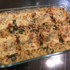 Budget baked spinach pasta A picture of Budget baked spinach pasta.