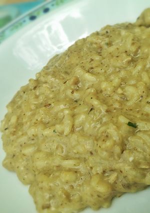 A picture of Creamy porcini mushrooms risotto.