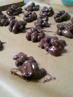 A picture of Choco peanuts.