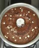 Budín de chocolate con chispas de chocolate blanco