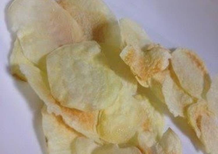 Just 3 Minutes in the Microwave! Easy Potato Chips