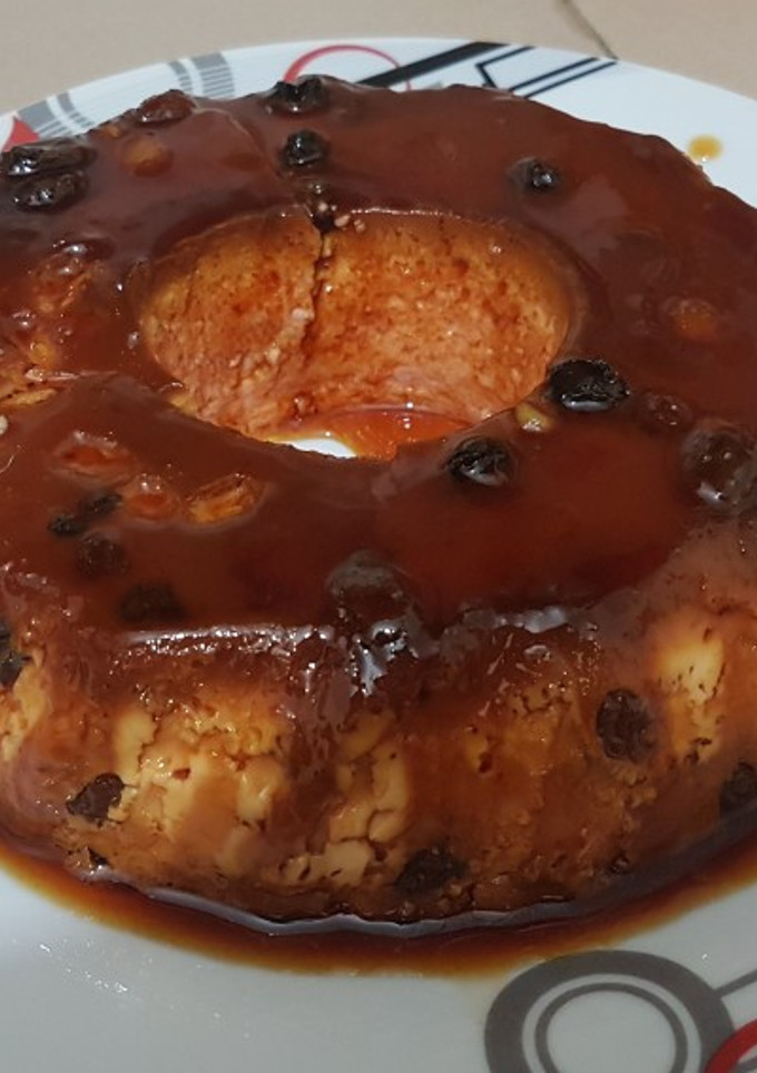 Una foto de Flan de piña con frutas secas
