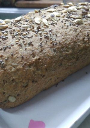 Una foto de Pan integral en licuadora 🍞🍞