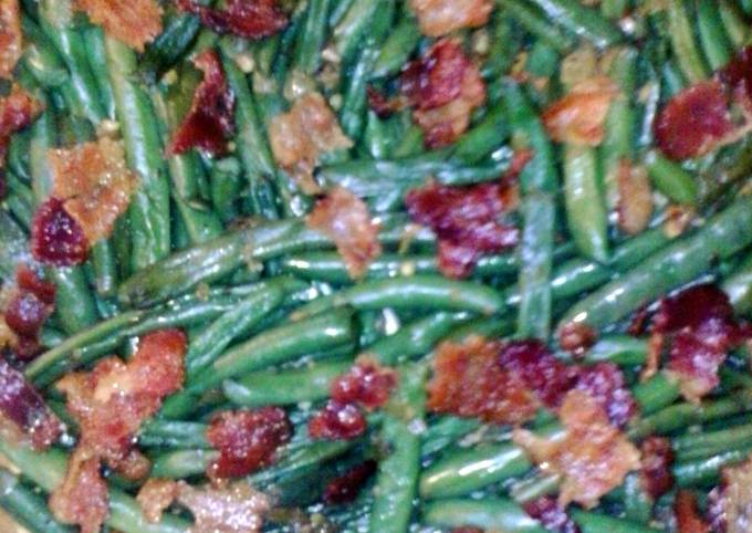 Recipe of Quick Green Beans with Bacon &amp; Onions