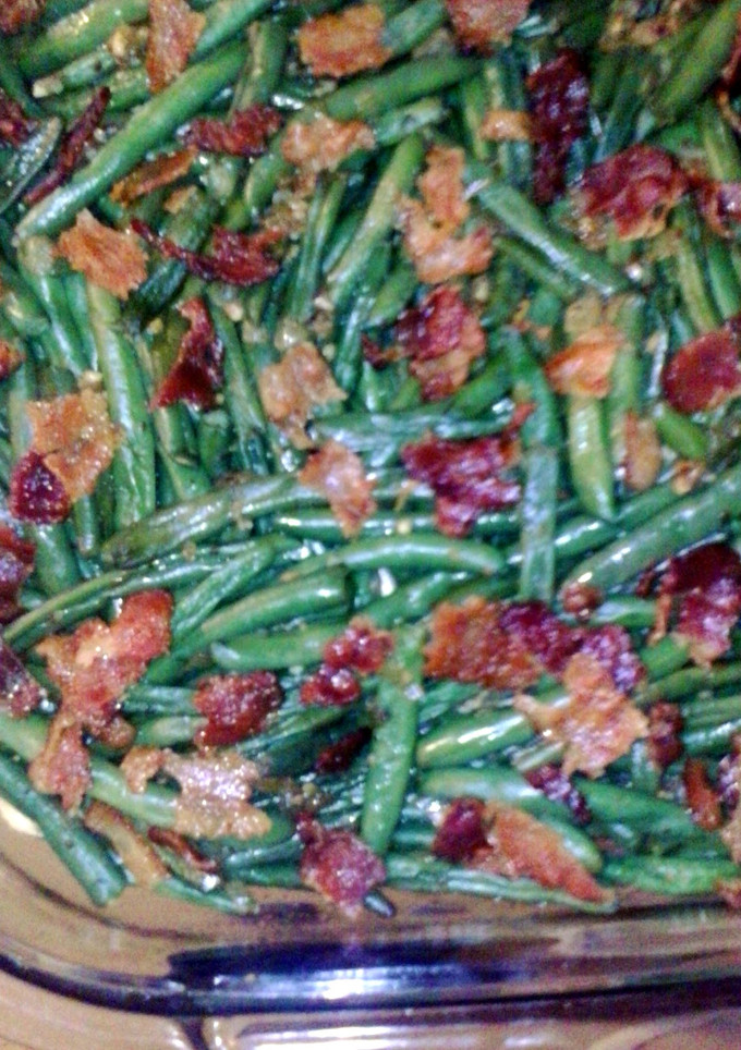 A picture of Green Beans with Bacon & Onions.