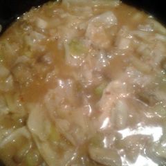 A picture of cabbage and eggplant.